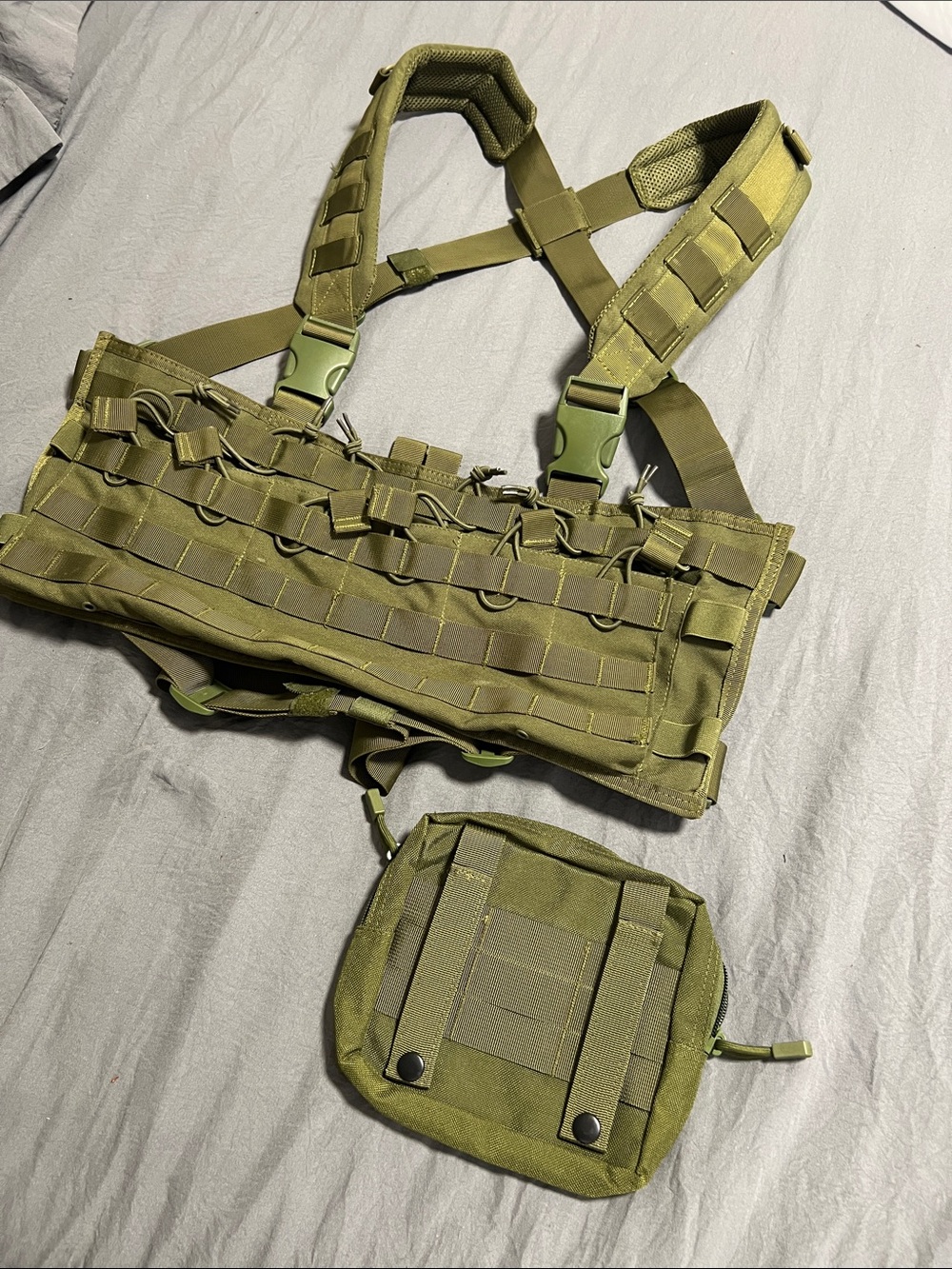 Modular Olive Chest Rig Harness for Men - Airsoft - Picture 9 of 11